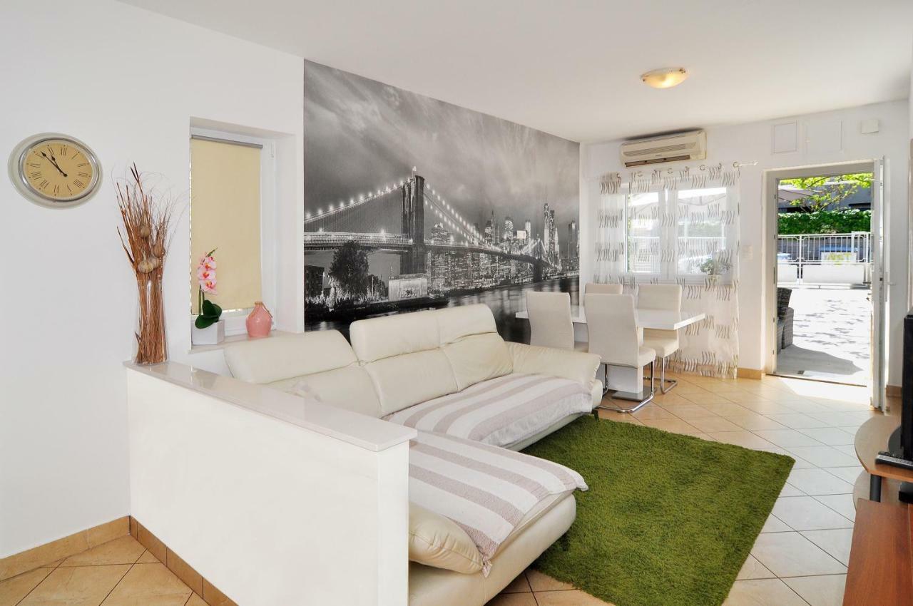 Apartment Babic Сплит Екстериор снимка